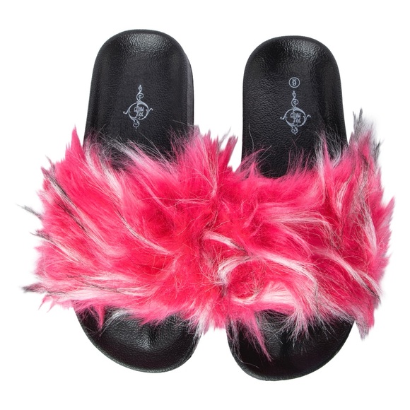 Ladies : Pink Faux Fur Sandal Slides | Size 8 | NWT - Picture 1 of 6
